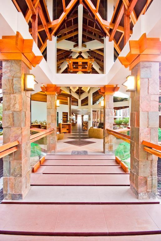 Infinity Resort Puerto Galera Exterior photo