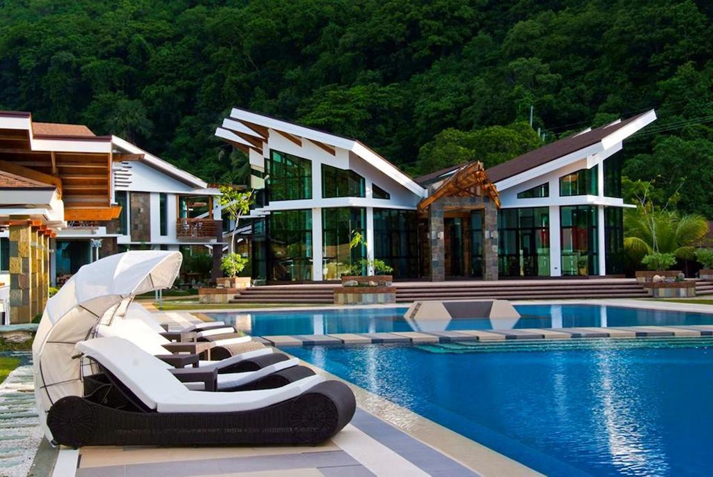 Infinity Resort Puerto Galera Exterior photo